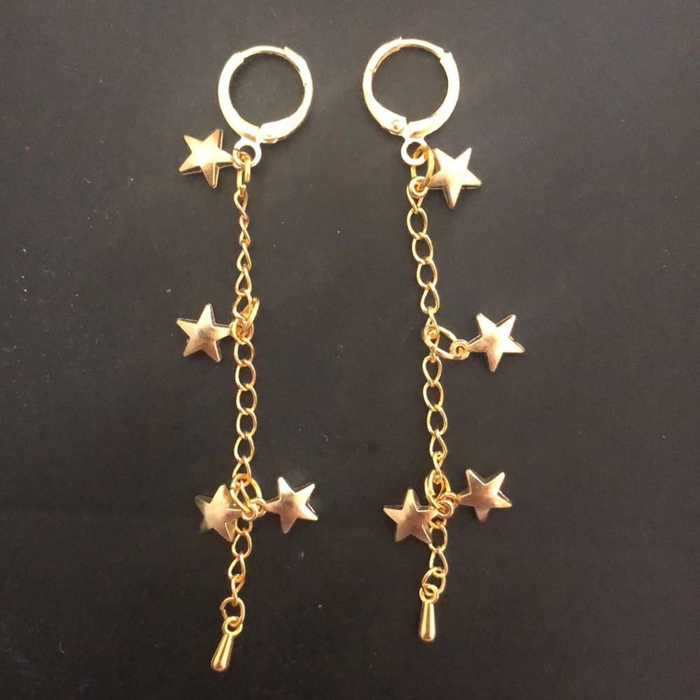 ⭐️COPY - New!*Dangle earrings! - Picture 2 of 4